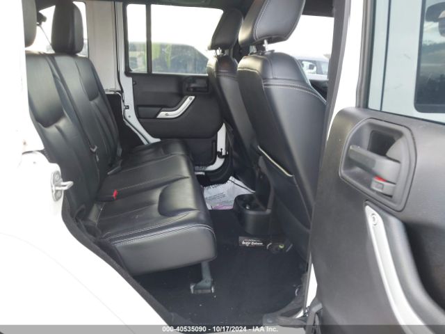 1C4BJWEG1EL231106 Jeep Wrangler Unlimited Sahara