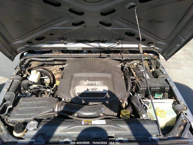 1C4BJWKG7EL328430 Jeep Wrangler Unlimited Sport