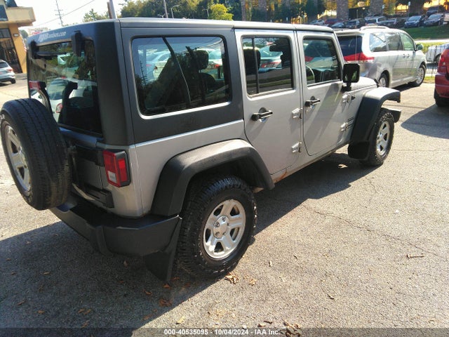 1C4BJWKG7EL328430 Jeep Wrangler Unlimited Sport