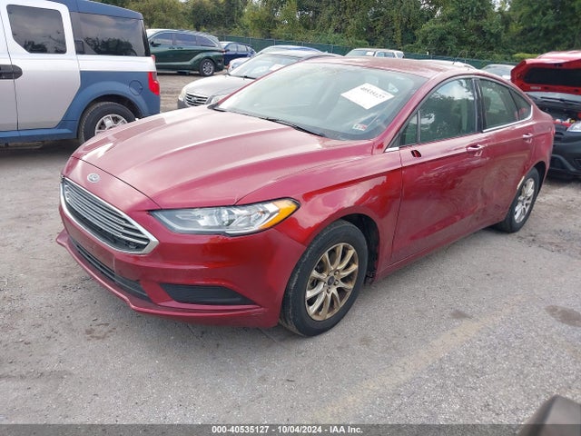 Ford FUSION S 2018 3FA6P0G74JR229782 Image 2