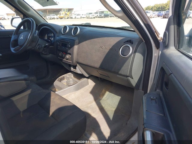 2007 MITSUBISHI RAIDER 1Z7HC28K67S174377 Photo 4
