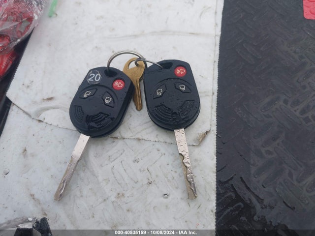 Ford ESCAPE SE 2018 1FMCU9GD4JUA31806 Image 11