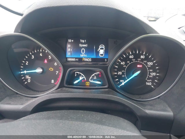 Ford ESCAPE SE 2018 1FMCU9GD4JUA31806 Image 7