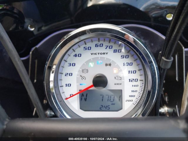 2015 VICTORY MOTORCYCLES GUNNER 5VPLB36N3F3034390 Photo 6