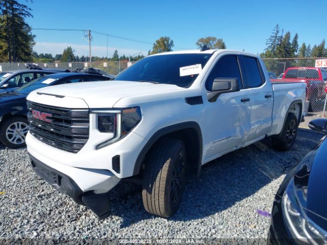 1GTRUAEK9PZ227446 GMC Sierra 1500 4wd  Standard Box Pro