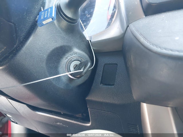 Toyota RAV4 LE 2017 JTMZFREV6HJ128439 Image 11