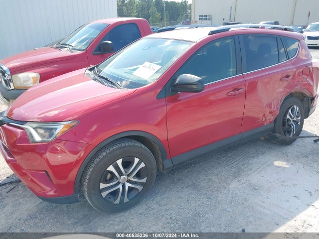 Toyota RAV4 LE 2017 JTMZFREV6HJ128439 Image 2