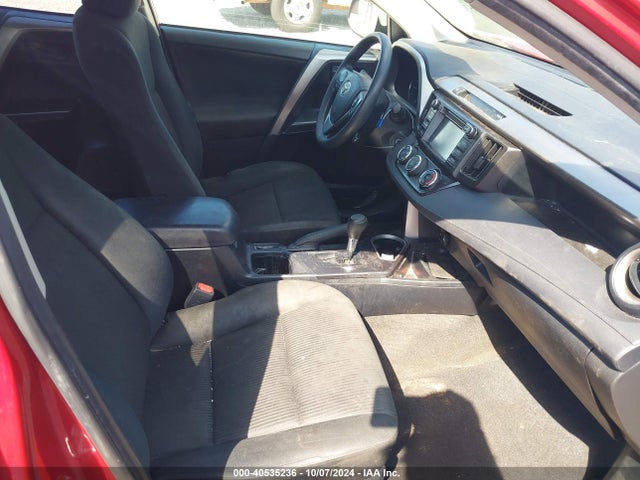 Toyota RAV4 LE 2017 JTMZFREV6HJ128439 Image 5