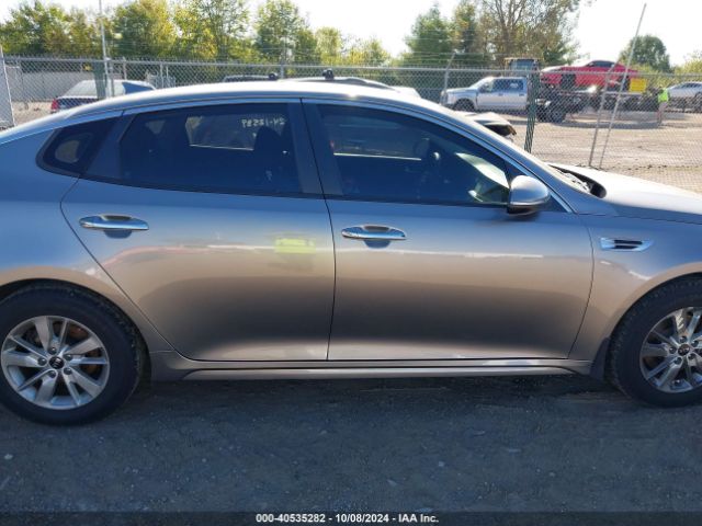 5XXGT4L30JG207135 KIA Optima Lx