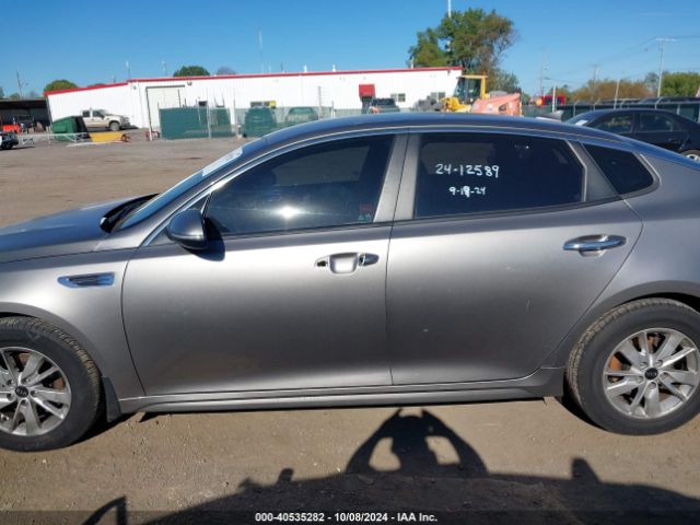 5XXGT4L30JG207135 KIA Optima Lx