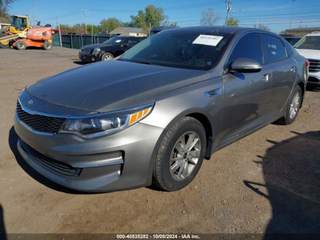 5XXGT4L30JG207135 KIA Optima Lx