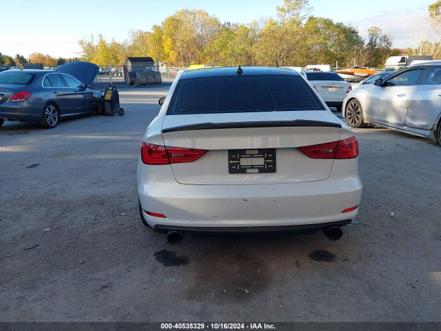 Audi A3 1.8t Premium 2015 WAUACGFFXF1020787 Image 17