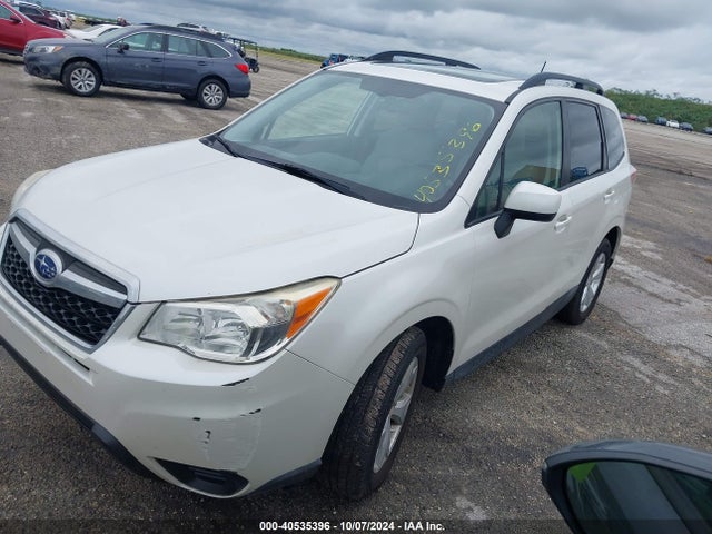 Subaru Forester 2.5i Premium 2015 JF2SJADC5FH444213 Image 2