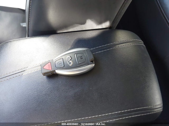 SJKCH5CR8JA051820 Infiniti Qx30 Luxury