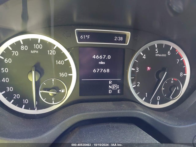 SJKCH5CR8JA051820 Infiniti Qx30 Luxury