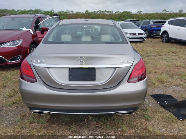 55SWF8EB5LU324485 Mercedes-Benz C 300 4matic