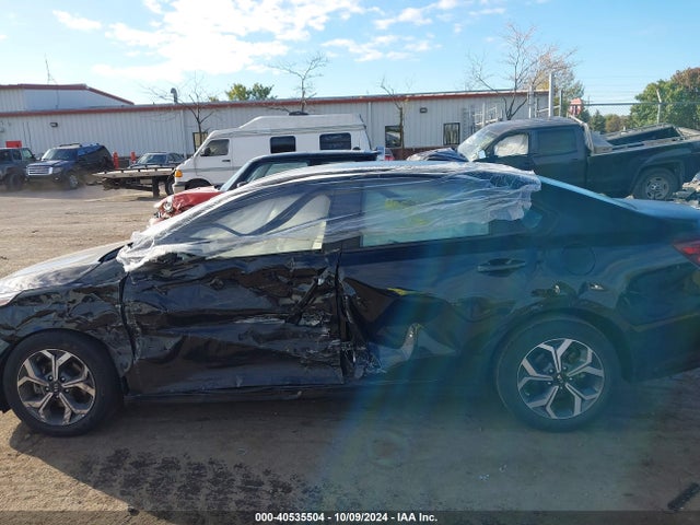 KIA Forte Lxs 2021 3KPF24AD1ME360405 Image 14