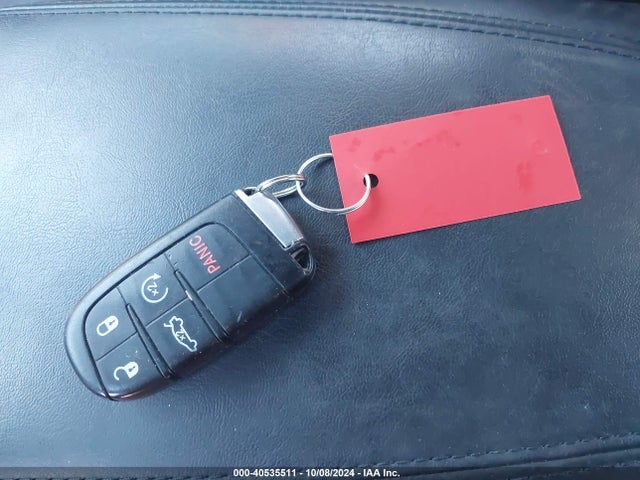 Chrysler 200 C 2015 1C3CCCCG6FN638820 Image 11