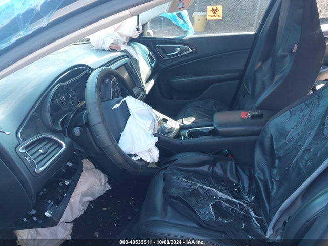 Chrysler 200 C 2015 1C3CCCCG6FN638820 Image 5