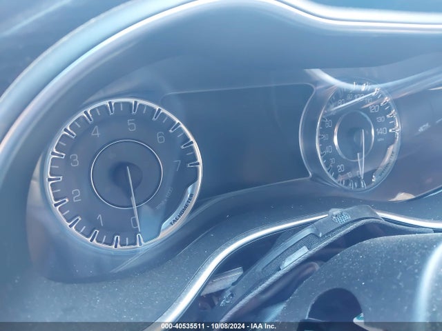 Chrysler 200 C 2015 1C3CCCCG6FN638820 Image 7