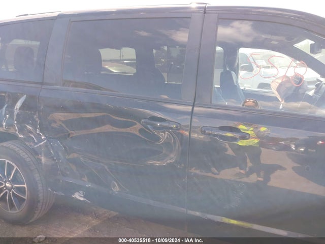Dodge Grand Caravan Gt 2018 2C4RDGEG0JR336989 Image 13