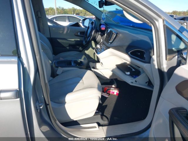 2C4RC1BG1HR633994 Chrysler Pacifica Touring-l