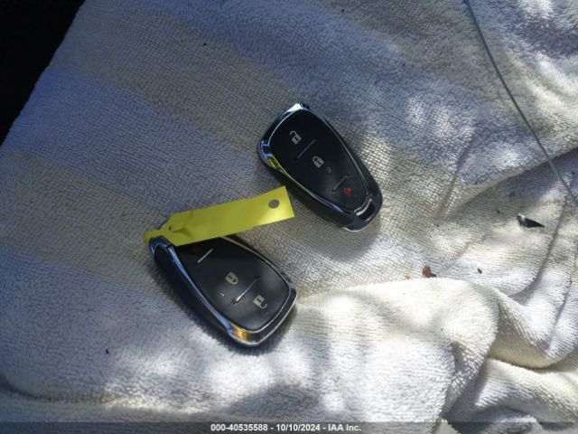 2GNAXHEV1J6329647 Chevrolet EQUINOX LS