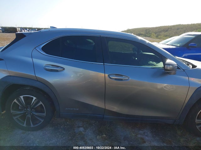 Lexus UX 250H 2019 JTHU9JBH7K2017285 Image 13