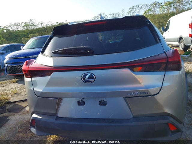 Lexus UX 250H 2019 JTHU9JBH7K2017285 Image 16