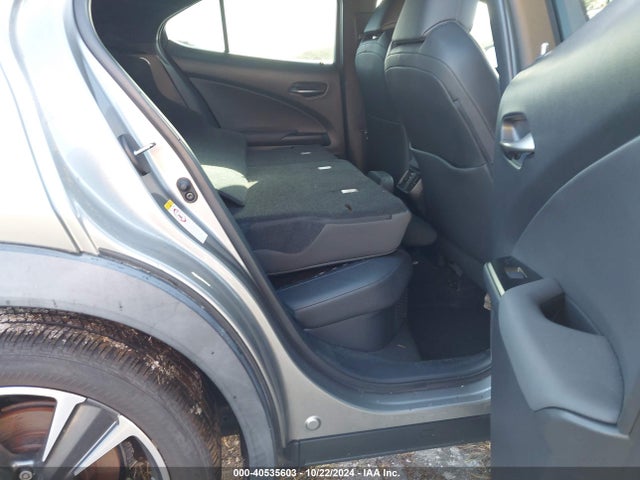 Lexus UX 250H 2019 JTHU9JBH7K2017285 Image 8