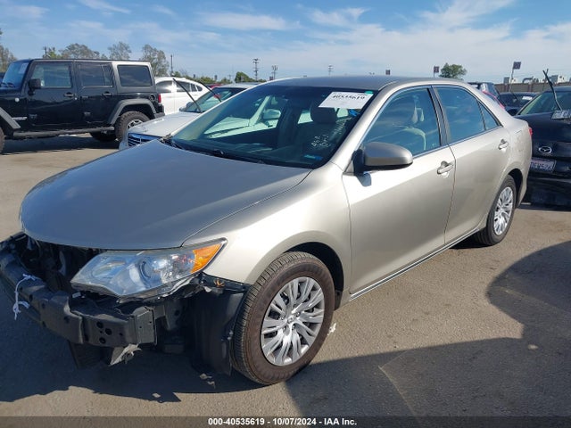Toyota CAMRY LE 2014 4T4BF1FK1ER434158 Image 2