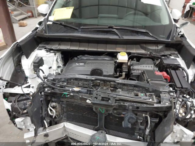 5N1DR3BD5NC221295 Nissan Pathfinder Sv 4wd