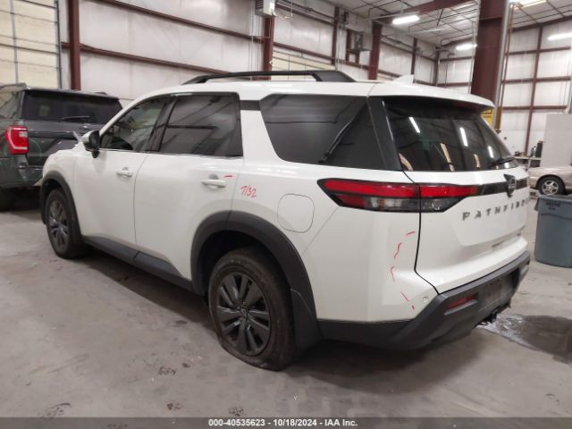 5N1DR3BD5NC221295 Nissan Pathfinder Sv 4wd