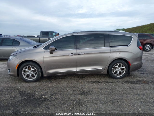 Chrysler Pacifica Touring L Plus 2018 2C4RC1EG7JR292361 Image 6