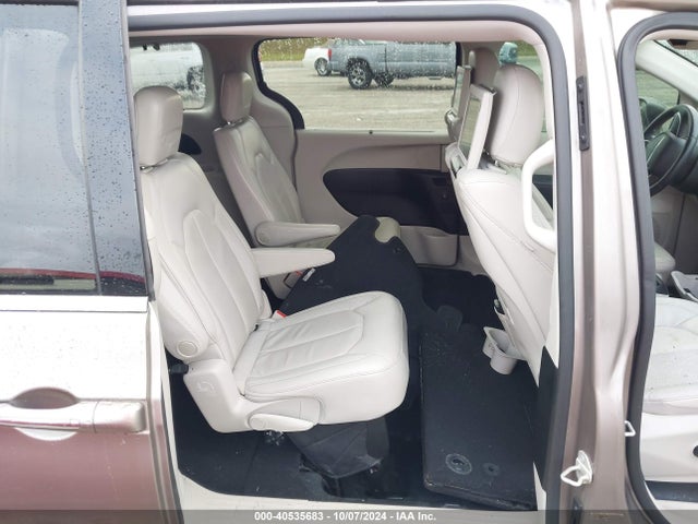 Chrysler Pacifica Touring L Plus 2018 2C4RC1EG7JR292361 Image 8