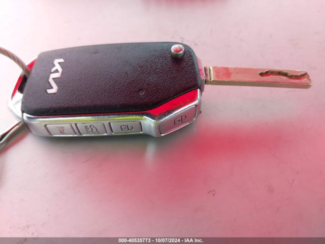KNDJ23AU9N7807505 KIA SOUL LX