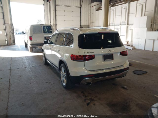 W1N4M4HB8NW196639 Mercedes-Benz Glb 250 4matic