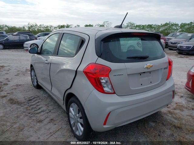 Chevrolet Spark 1lt Cvt 2017 KL8CD6SA1HC825204 Image 3
