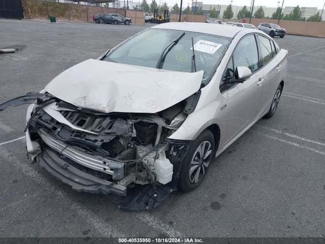 Toyota Prius Prime Premium 2017 JTDKARFP4H3039196 Image 2