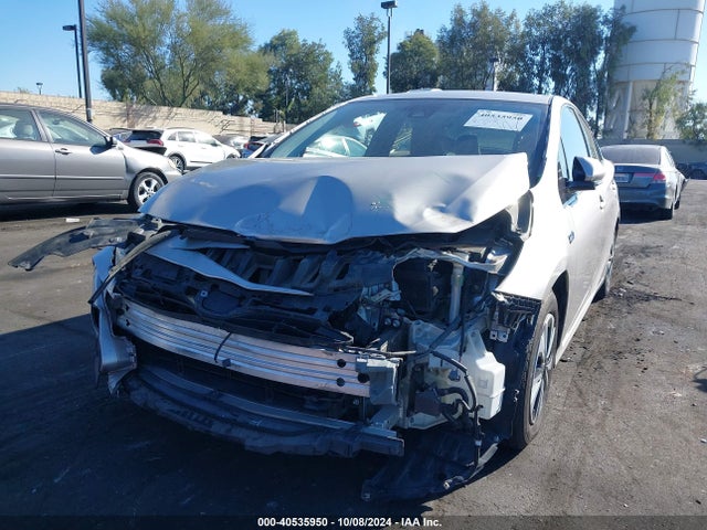 Toyota Prius Prime Premium 2017 JTDKARFP4H3039196 Image 6