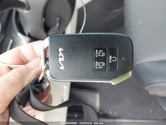 KNDNB4H33R6359164 KIA Carnival Mpv Lx Seat Package
