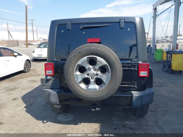 1C4BJWEG3GL135402 Jeep Wrangler Unlimited Sahara