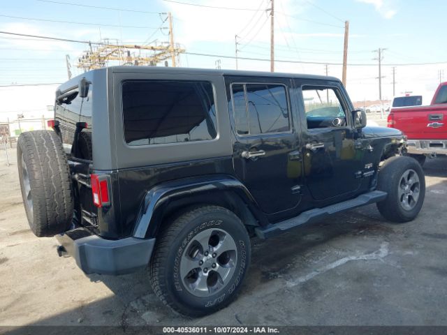 1C4BJWEG3GL135402 Jeep Wrangler Unlimited Sahara