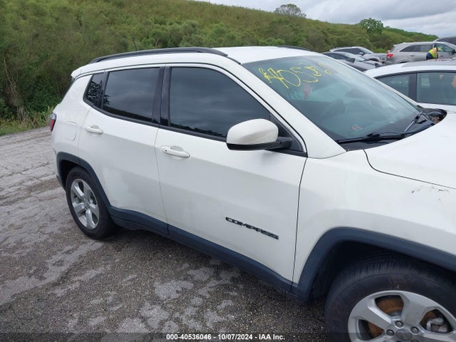3C4NJCBBXKT685553 Jeep Compass Latitude Fwd