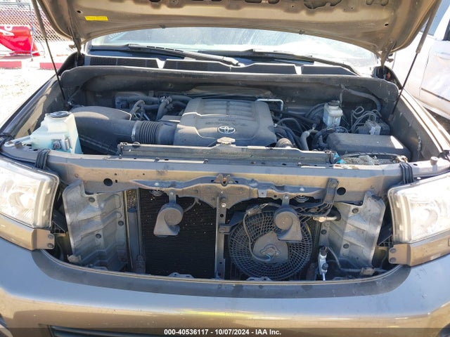 Toyota Sequoia Sr5 5.7l V8 2014 5TDBW5G1XES094153 Image 10