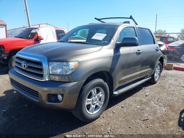 Toyota Sequoia Sr5 5.7l V8 2014 5TDBW5G1XES094153 Image 2