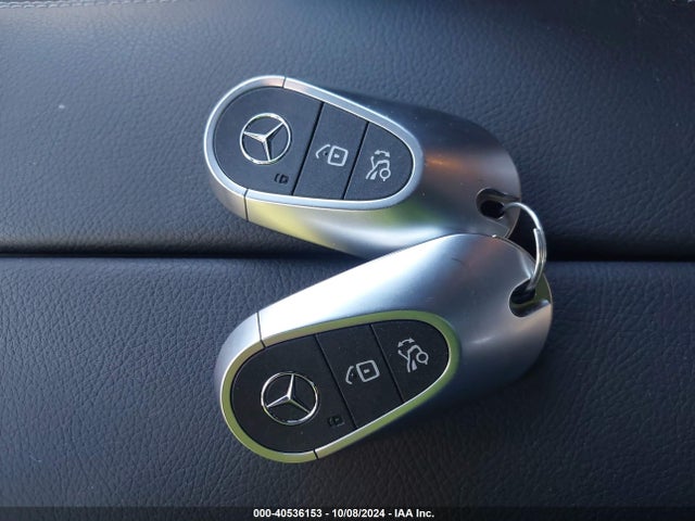 W1NKM4HB3RF130805 Mercedes-Benz Glc 300 4matic Suv