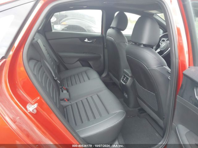 3KPF54AD2PE571964 KIA Forte Gt-line