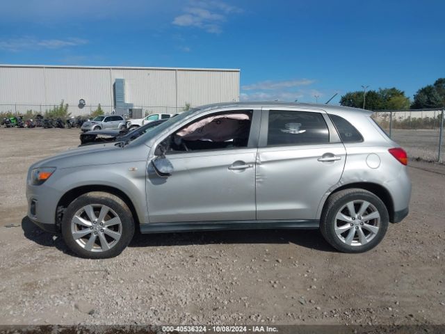 4A4AP3AUXFE003270 Mitsubishi Outlander Sport Es