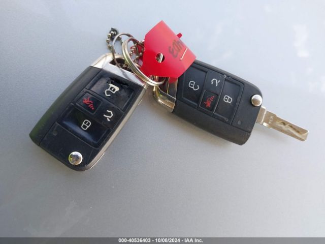 3VW4T7AU2FM049481 Volkswagen Golf Gti 2.0t Se 4-door